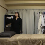 ＜熟女＞ 媚薬オイルマッサージ 痴●盗撮＆中出し素人娘VOL.60 超強力媚薬を配合したマッサージオイルを施術中に知らずに塗りこまれたオンナは、身体の火照りに驚き、チ〇ポを欲しがる自分に戸惑い、垂れ出したマン汁に恥ずかしがりながらも生ハメ中出しまで欲してしまう！ 【FANZA】