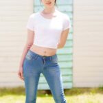 ＜熟女＞ 人妻、遅咲き、狂い咲き―。元舞台女優の人妻 雪乃つばき 30歳 AVデビュー！！ 【FANZA】