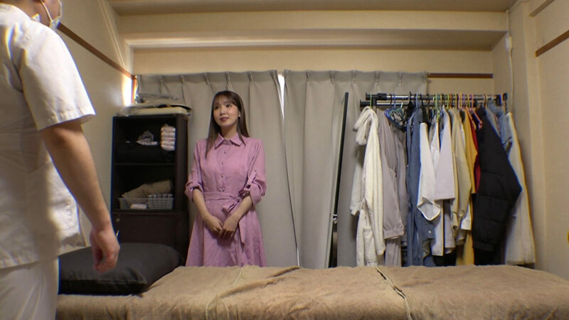 ＜熟女＞ 媚薬オイルマッサージ 痴●盗撮＆中出し素人娘VOL.67 超...