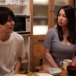 ＜熟女＞ 春休みの数日間、友人と最愛の母親を交換する事になりましたー。 風間ゆみ 【FANZA】