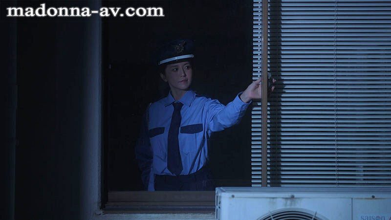 ＜熟女＞ 夜間警備の巡回中、潜んでいた不法侵入者たちに滅茶苦茶に輪●さ...