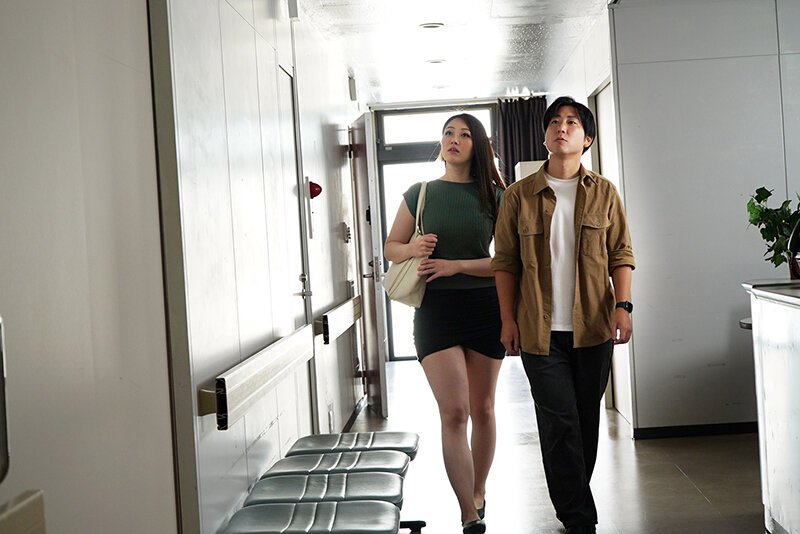 ＜熟女＞ 憧れの巨乳兄嫁と… 背徳の院内義姉相姦 葉山さゆり 【FAN...