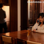 ＜熟女＞ 家族皆が巣立った実家で、 母と過ごす近親相姦の日々―。 紗月さくら 【FANZA】