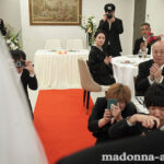 ＜熟女＞ 娘の幸せを見届けながら…。披露宴で娘婿に犯●れた母 水野優香 【FANZA】