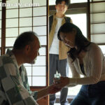 ＜熟女＞ 帰省したら、祖父と母がデキていた。あの日、見てしまった出来事が僕を生涯≪熟女好き≫に変えた―。 吉永塔子 【FANZA】