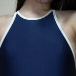 ＜熟女＞ 天美めあ 濡れてテカってピッタリ密着 神スク水 可愛い女子のスクール水着姿をじっとりと堪能！着替え盗撮から始まり貧乳から巨乳にパイパン、ハミ毛、ジョリワキ等のフェチ接写やローションソーププレイやスク水ぶっかけ等を完全着衣で楽しむAV 【FANZA】