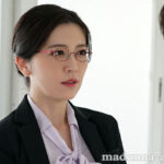 ＜熟女＞ 学級委員の僕だけが知る生徒指導・凛々子先生の裏の顔。放課後、学校イチ生真面目な女教師と校内露出に明け暮れていますー。 木下凛々子 【FANZA】