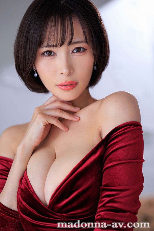 ＜熟女＞ 凛とした表情に秘めた、底なしのエロスー。Madonna衝撃専...