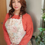 ＜熟女＞ ヤラしすぎる豊満お婆ちゃんと孫 佳代子（六十歳） 【FANZA】