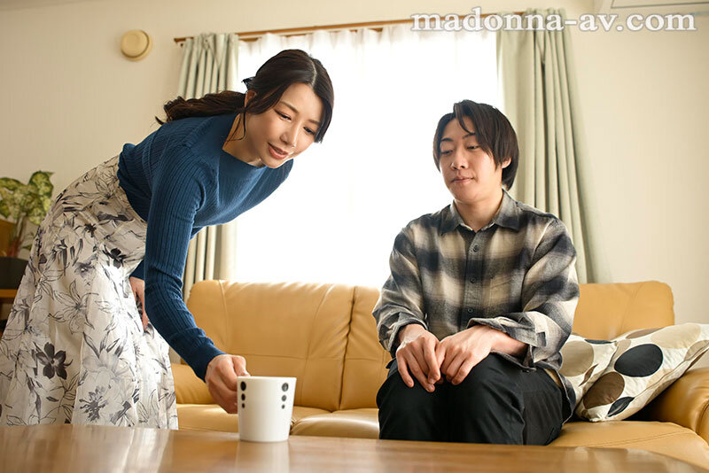 ＜熟女＞ 「…先っぽだけ舐めてあげてもいいから、元気出して？」 剥けて...