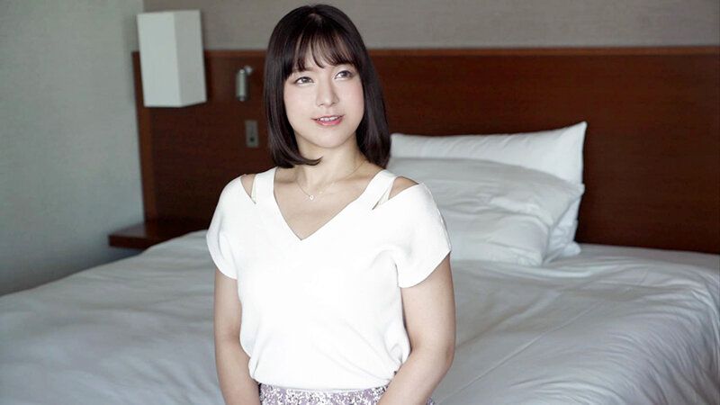 ＜熟女＞ 人妻の花びらめくり 高梨真緒 【FANZA】