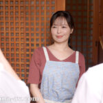 ＜熟女＞ MONROE専属 美容部員の人妻まさかの中出し解禁！！ 美しい友人の母、接吻と受精に溺れた日々―。 杉咲穂果 【FANZA】