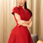 ＜熟女＞ こんな美熟女がバスタオル姿で現れたら？ ヤダ46歳 【FANZA】