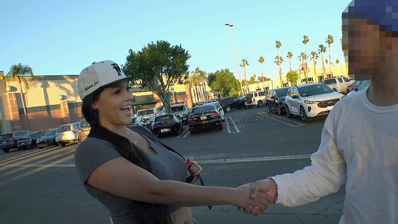 『MM号』 ロスで出会ったストリート育ちの爆乳プロレスラーと性器の一戦...