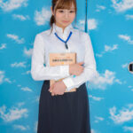 『MM号』 マジックミラー号 バイトのシフトを減らされたボンビーJD【塾講師・みく（21）】救済企画！何度も射精させるほど高額給付金GET！連続射精チャレンジ！発射を促す為にキツキツ桃色おま〇こに挿入も！？ 【FANZA】