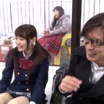 『MM号』 一般男女モニタリングAV マジックミラーの向こうには再婚したての母親！女子校生の娘と新しいお父さんが2人っきりの密室で1発10万円の連続射精SEXに挑戦！2 【FANZA】