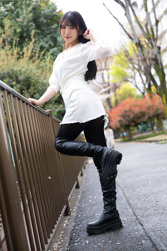 『MM号』 Boots fetish 倉木しおり 【FANZA】