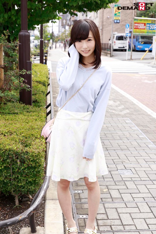 『MM号』 しおり（21）女子大生 マジックミラー号 可愛さと愛嬌を兼...