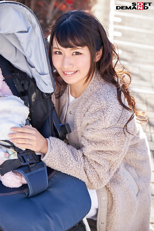 『MM号』 ブッ壊れる程の激ピストンで絶頂連続中出し！！ まゆさん（2...