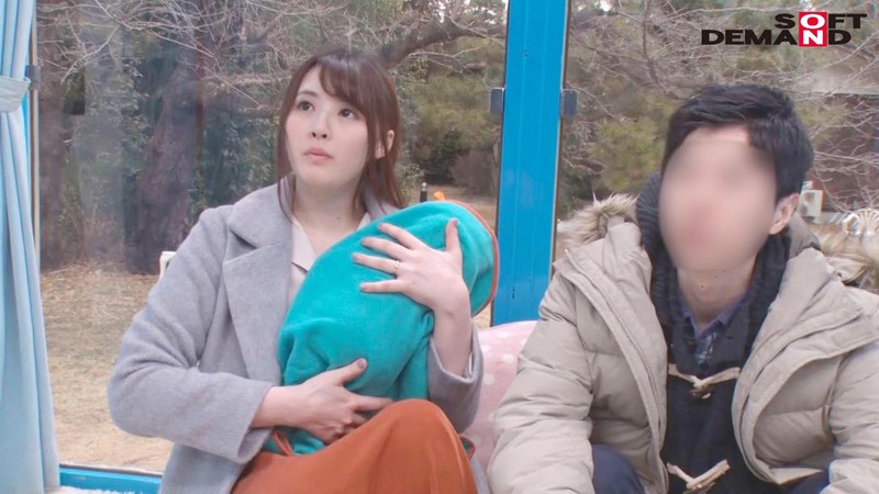 『MM号』 えみ（22） 人妻 マジックミラー号 真正中出し！きれいな...
