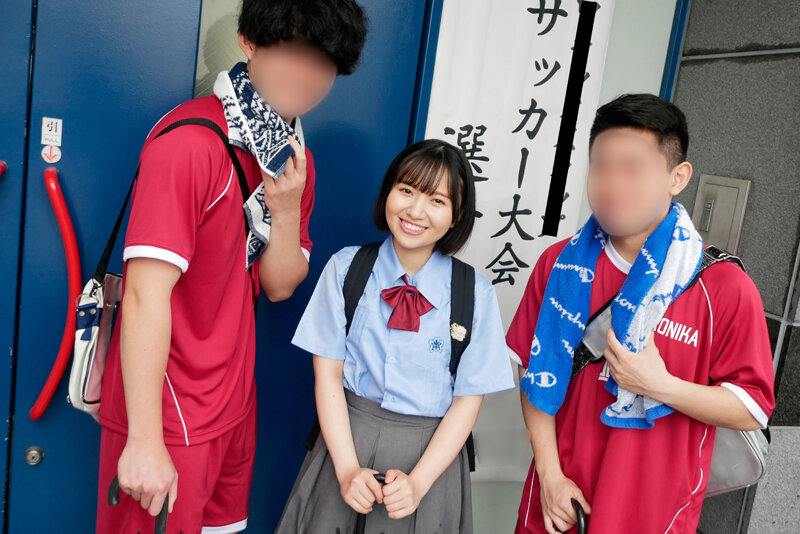 ＜盗撮＞ 【流出映像】 部活最後の大会で部員とパコハメするサッカー部マ...