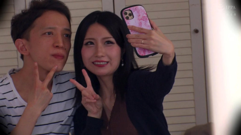 ＜盗撮＞ のぞき盗撮 向かい部屋の人妻の不倫 『FANZA』