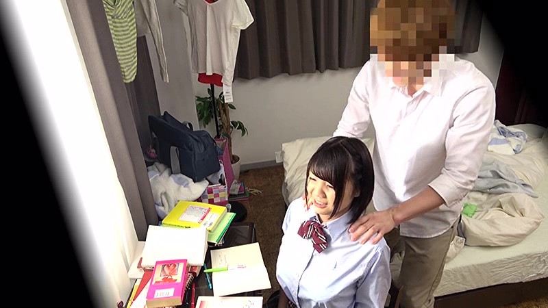 ＜盗撮＞ うちの娘にかぎって、、、 「胸ばっか撮らないでょ…」顔を真っ...