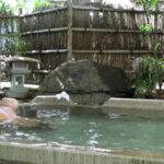 ＜盗撮＞ 老若男女の汗汁だくだく盗撮 温泉でセックス2 『FANZA』