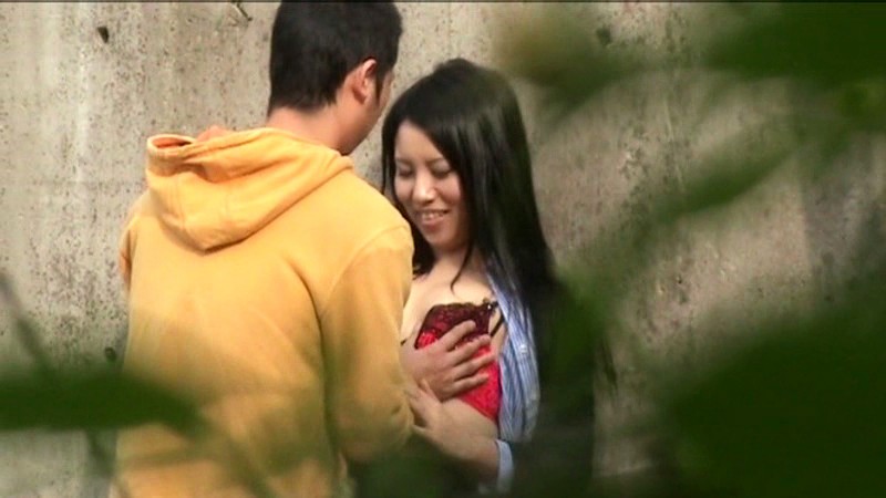 ＜盗撮＞ 青姦カップル盗撮 『FANZA』