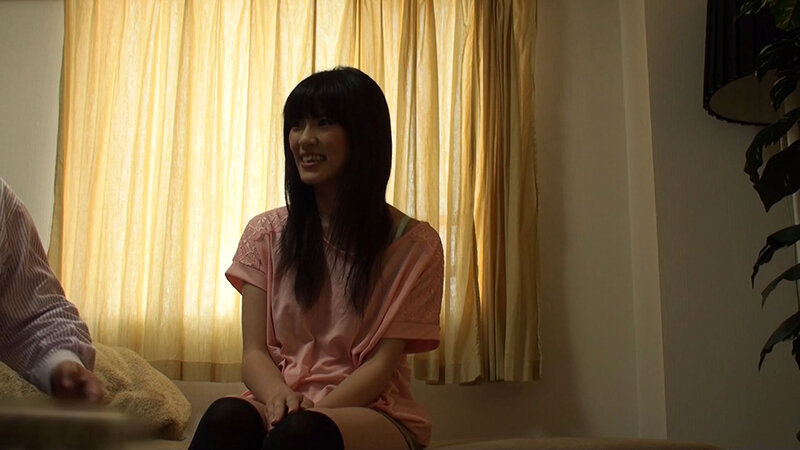 ＜盗撮＞ 予想を裏切るフェラ上手 コンビニで働く奥さんと仲良くなり… ...