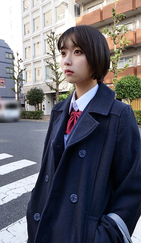 ＜盗撮＞ 【ボーイッシュ少女粘着尾行＆種付け記録】女子校生3名 グルー...