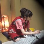 ＜盗撮＞ 働くオバサン完全盗撮！！仕事を忘れてチ●ポにしゃぶりつく、ド淫乱素人がヌイてくれた！！ 『FANZA』