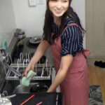 ＜盗撮＞ 年下の男の子にお願いされたら中出しセックスにもノーと言えないおばさん家政婦03 優しさにつけこんで突撃生ハメドキュメント 『FANZA』