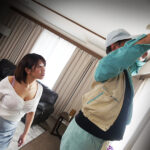 ＜盗撮＞ 爆乳尻の奥様を盗撮 昏●レ●プ 強●ハメ撮りでザーメン中出し 美波もも 『FANZA』