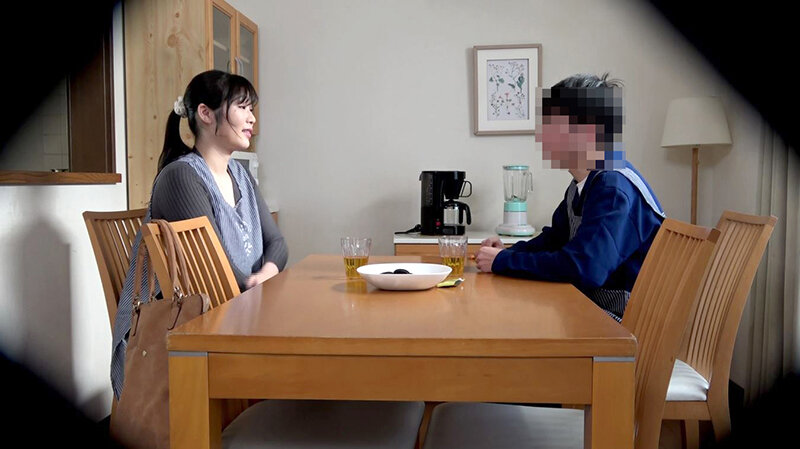 ＜盗撮＞ このたびウチの妻（29）がパート先のバイト君（20）（童貞）...