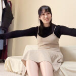 ＜盗撮＞ 弘前綾香 むちむち熟女尻 神ブルマ 美人熟女やぽっちゃり娘らにピチピチブルマ＆体操着を着せ、ハミパン、ムレムレワレメを毛穴まで見えるほどの超ドアップ接写！さらに尻コキ、着衣お漏らし放尿やブルマぶっかけ等ブルマ好きに送る完全着衣フェチAV 『FANZA』