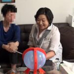 ＜盗撮＞ 50代以上 ド熟女限定！！デカチン見せつけ軟派、連れ込みセックス盗撮「奥さん、知らない間にAV出演してますよ」 01 『FANZA』