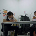 ＜盗撮＞ ニンゲン観察 バイトの休憩室で性欲旺盛な年下大学生に迫られるがまま潮吹き絶頂しまくる隠れ淫乱人妻 『FANZA』