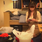 ＜盗撮＞ ニンゲン観察 多感な年頃のイケメン息子への欲望が抑えきれず、イキ過ぎた性教育をする義母。 『FANZA』