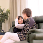 ＜盗撮＞ 絶対堕としたい制服美少女を自宅に誘って勝手に隠し撮り！【発情女子○生ムチムチお尻ちゃん】【ビンカン桃色パンツちゃん】 『FANZA』