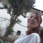 ＜盗撮＞ イケメンが熟女を部屋に連れ込んでSEXに持ち込む様子を盗撮したDVD。32～強引にそのまま中出ししちゃいました～ 『FANZA』