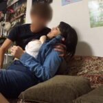 ＜盗撮＞ イケメンが熟女を部屋に連れ込んでSEXに持ち込む様子を盗撮したDVD。52～強引にそのまま中出ししちゃいました～ 『FANZA』