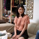 ＜盗撮＞ イケメンが熟女を部屋に連れ込んでSEXに持ち込む様子を盗撮したDVD。163～強引にそのまま中出ししちゃいました～ 『FANZA』