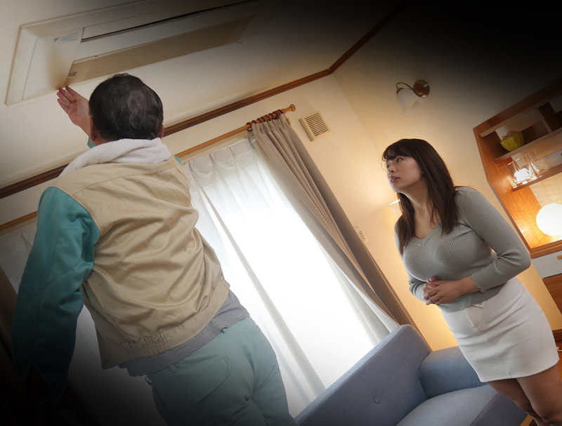 ＜盗撮＞ 爆乳奥様を盗撮 昏●レ●プ 強●ハメ撮りで中出し 春菜はな ...