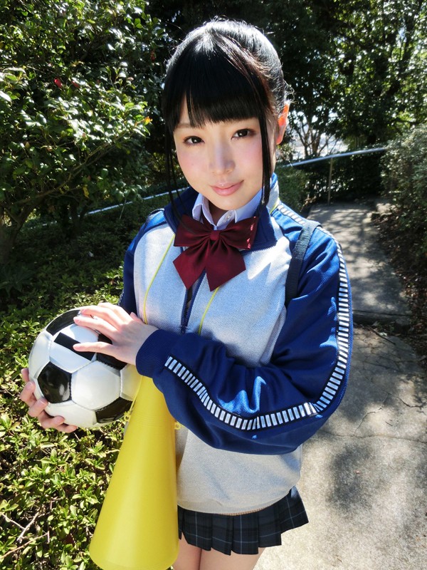 ＜盗撮＞ サッカー部マネージャーの女子校生と SNSで知り合ったキ○ガ...