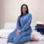 ＜盗撮＞ 神納花 むちむち熟女尻 神ブルマ 美人熟女やぽっちゃり娘らにピチピチブルマ＆体操着を着せ、ハミパン、ムレムレワレメを毛穴まで見えるほどの超ドアップ接写！さらに尻コキ、着衣お漏らし放尿やブルマぶっかけ等ブルマ好きに送る完全着衣フェチAV 『FANZA』