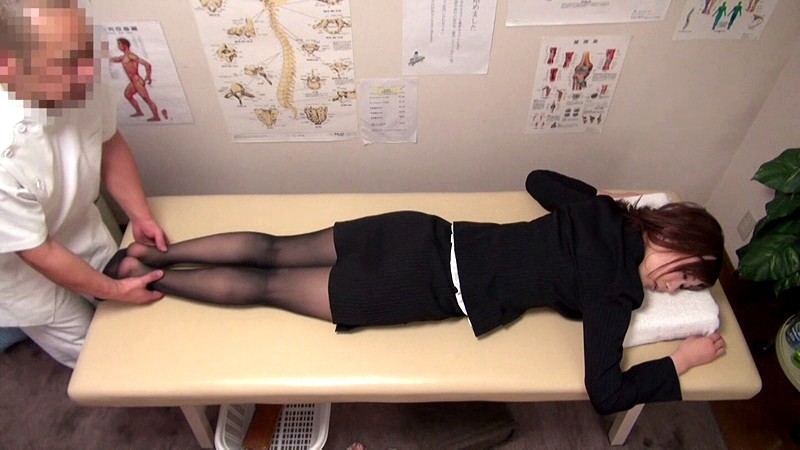 ＜盗撮＞ 丸ノ内OL専門マッサージ治療院 14 『FANZA』