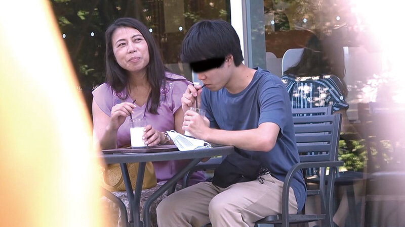 ＜盗撮＞ 実録・近親相姦 特選「母親と息子」篇 『FANZA』