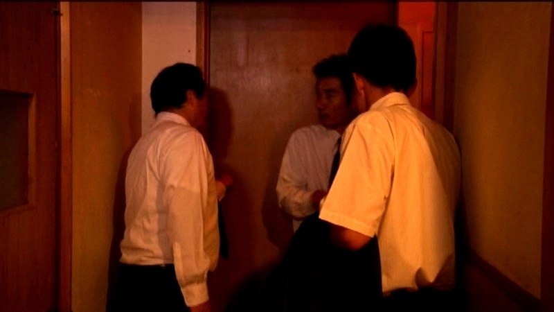 ＜盗撮＞ 投稿実話 マジックミラー寝取られセックス 『FANZA』