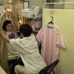 ＜盗撮＞ 鍼灸院すどう盗撮り下ろし5 吸いこみ強なピンク名器すぎた！/感じてないフリが下手だねえ/イクときに良い顔するんだわ/いい所を責めると足がピーンだね 『FANZA』